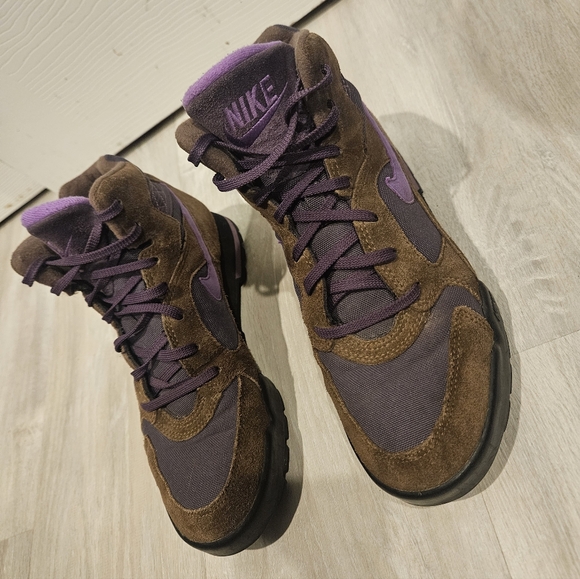 Nike Women's Brown and Purple High-Top CALDERA Sneakers WOW 🏆🥳 - Picture 5 of 9
